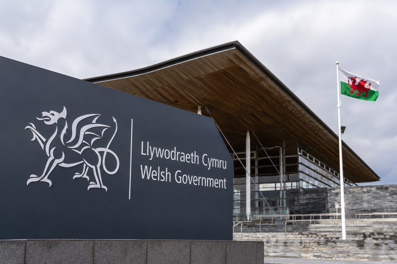 New Welsh Government Sets Ambitious Economic Growth Targets