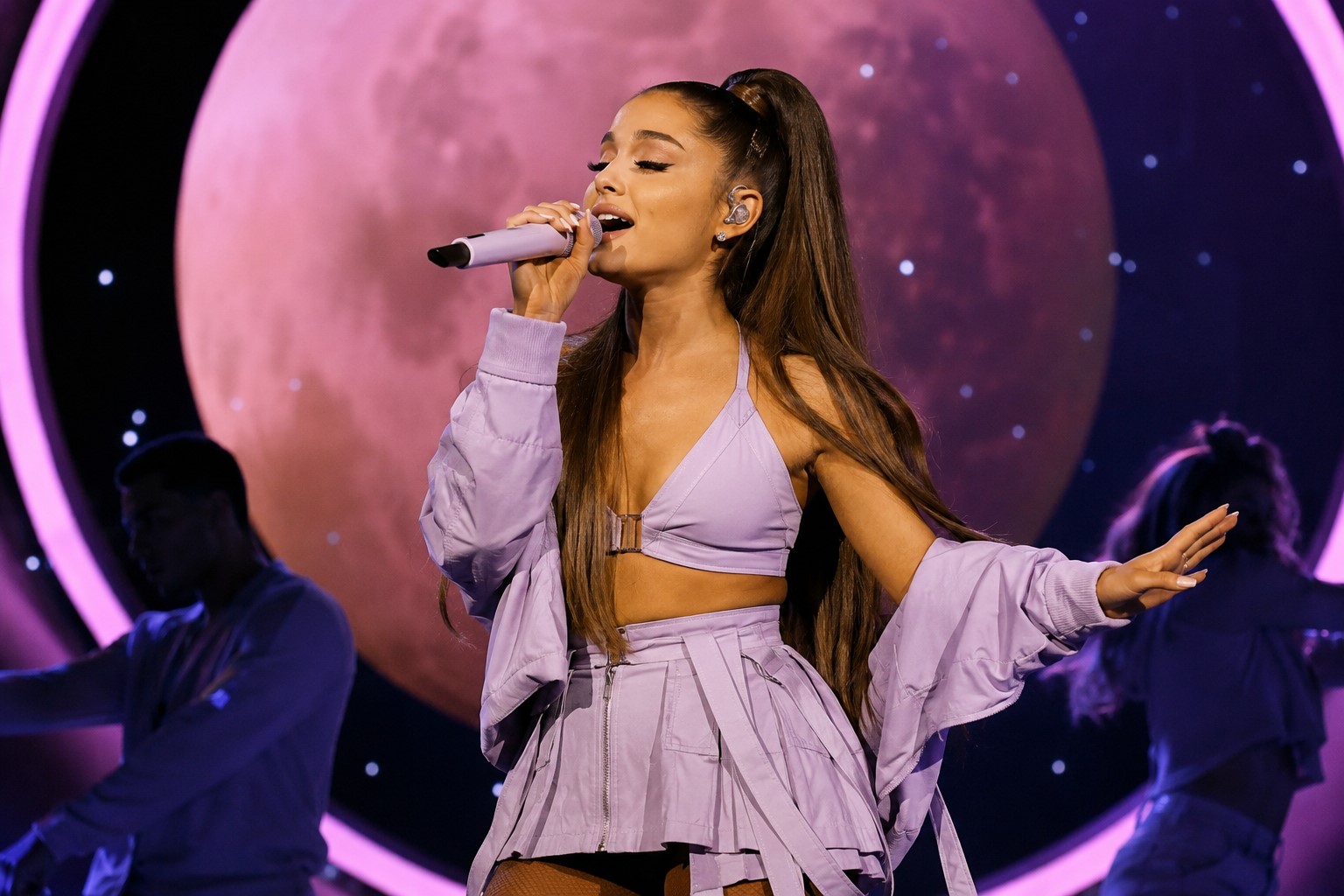 Ariana Grande Shines as Eternal Sunshine Tour Captivates Los Angeles